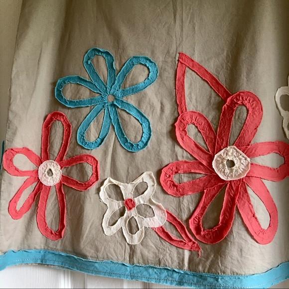 Lovely Boden floral appliquΓ© skirt!! πΊ HP 7/17/21 - Picture 2 of 7